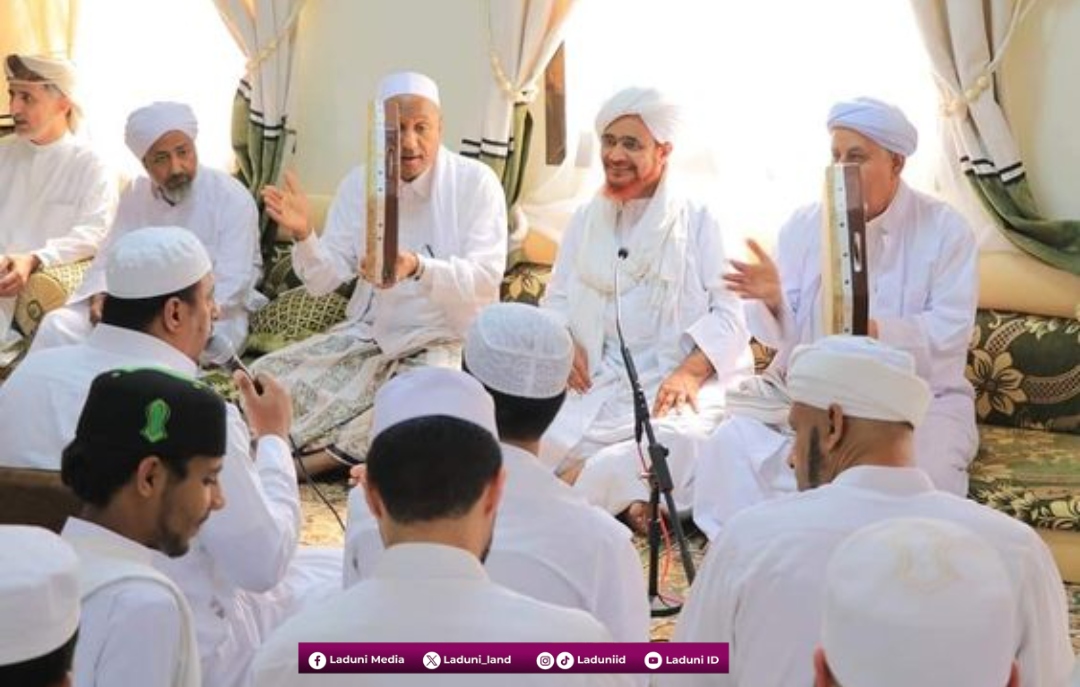 Shalawat Khusus Bulan Rabiul Awal dari Habib Umar bin Hafidz