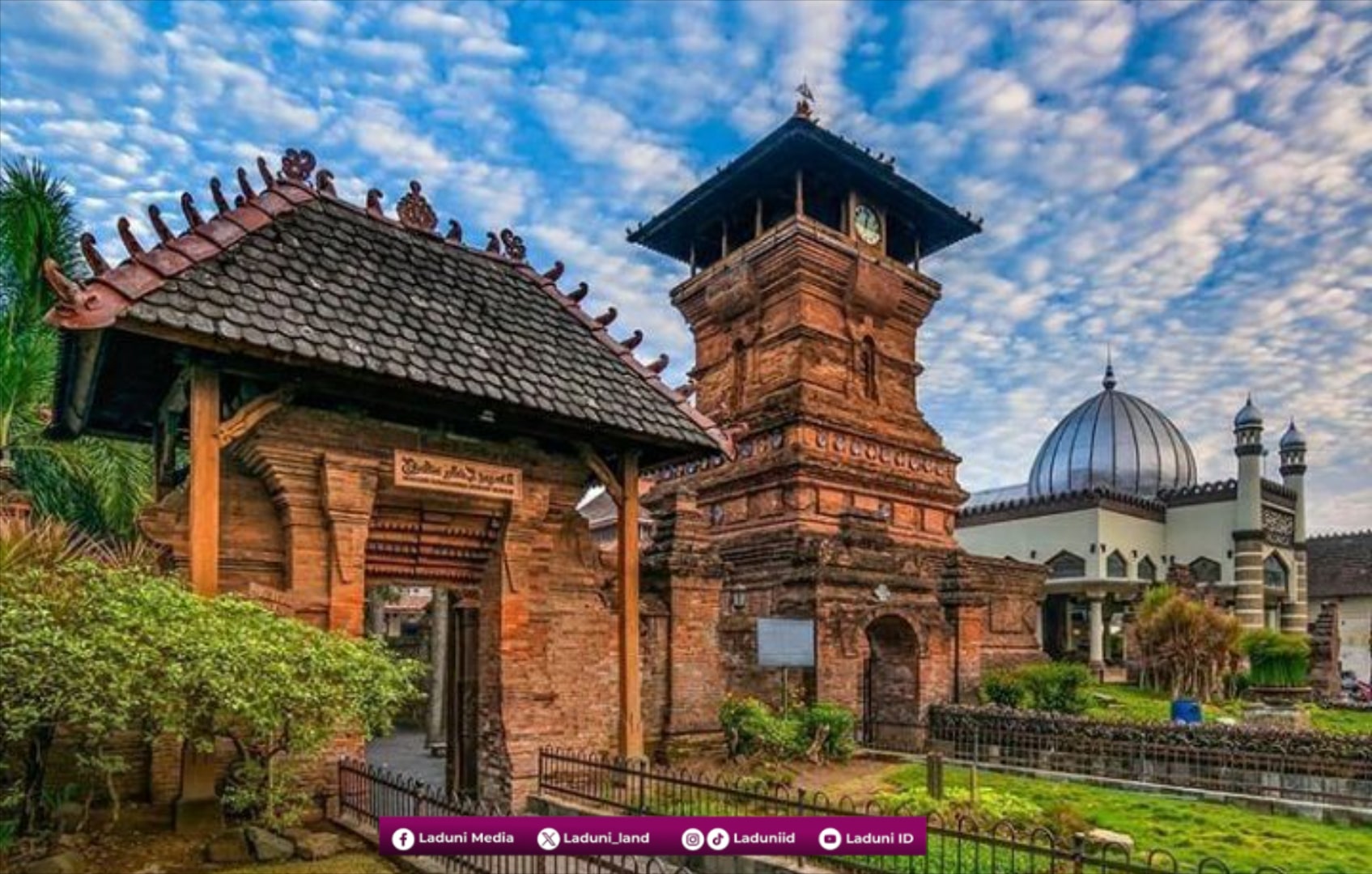 Ziarah di Makam KH.R Asnawi, Muassis NU dari Kudus