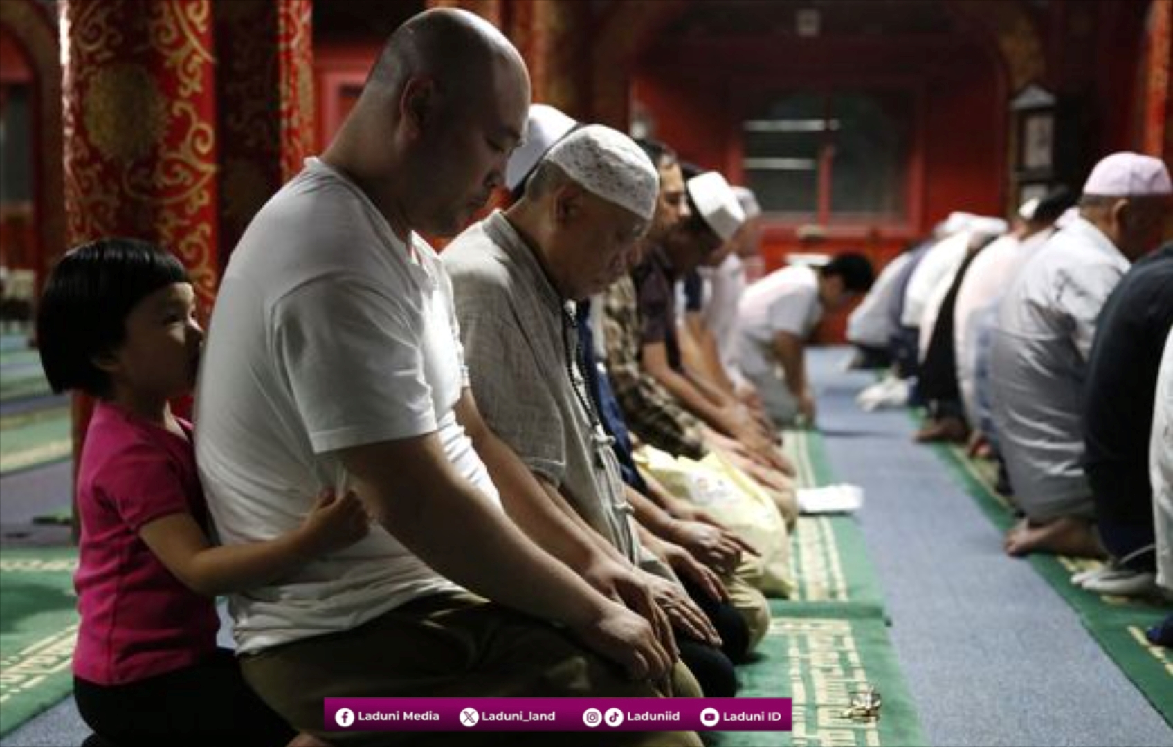 Doa untuk Diri Sendiri dan Keturunan agar Ditetapkan dalam Mendirikan Shalat