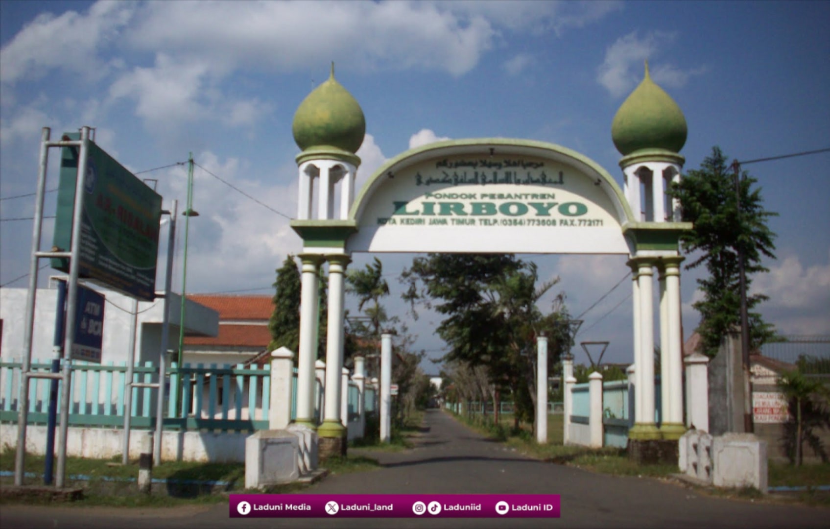 Ziarah Makam KH. Habibullah Zaini