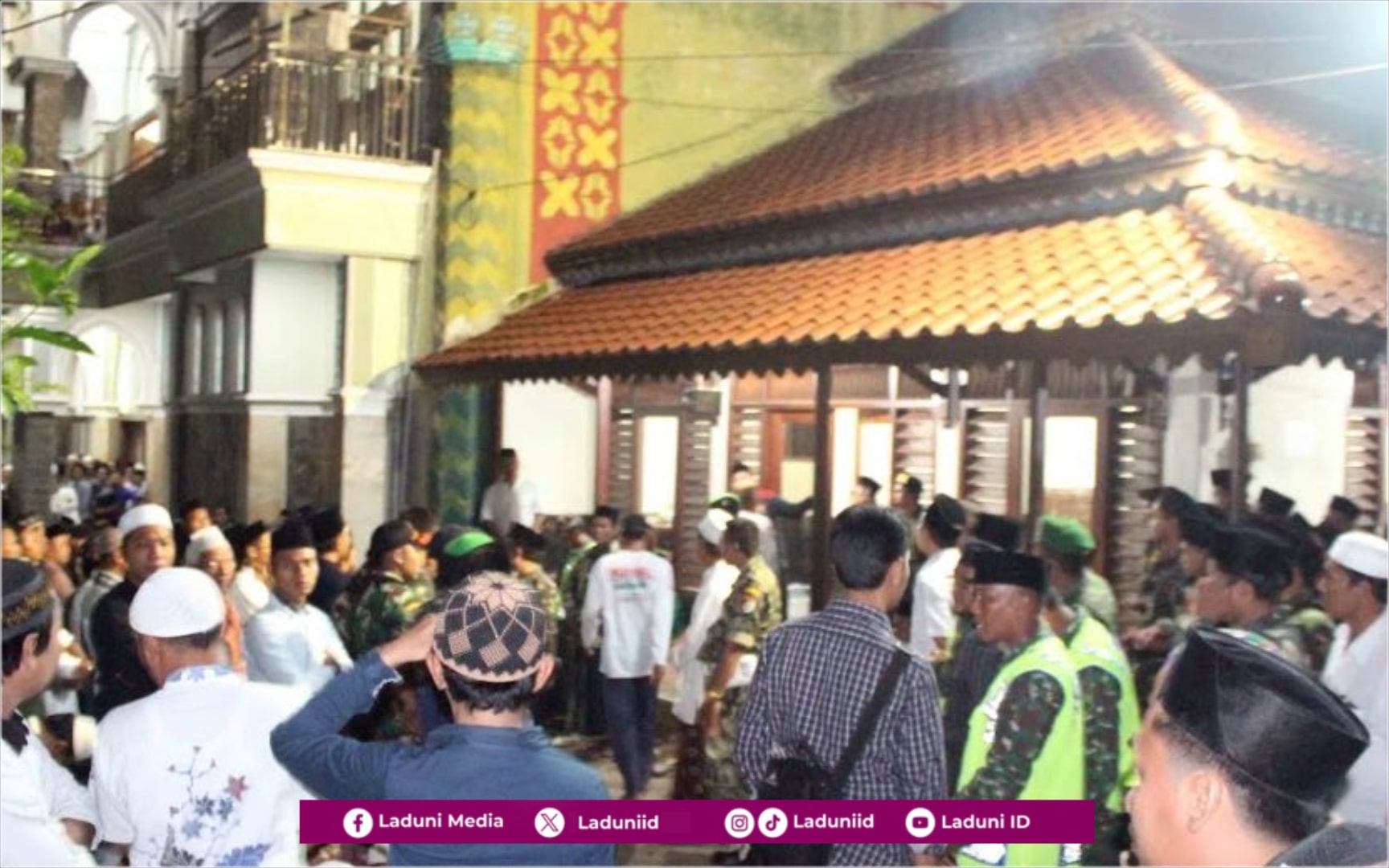 Ziarah Makam KH. Ahmad Nafi’ Abdillah Kajen, Direktur Perguruan Islam Mathali’ul Falah